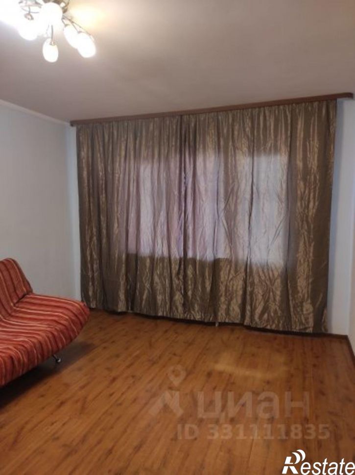 1-комн квартира микрорайон 140А, 1