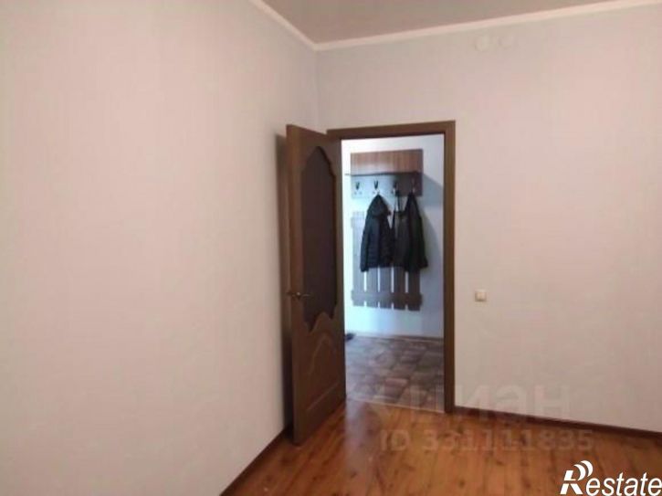 1-комн квартира микрорайон 140А, 1