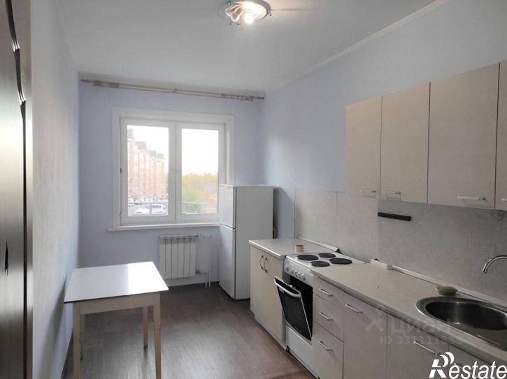 1-комн квартира микрорайон 140А, 1