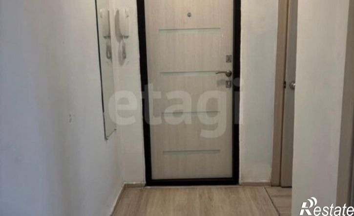 3-комн квартира улица Толстого, 14,  д. 14
