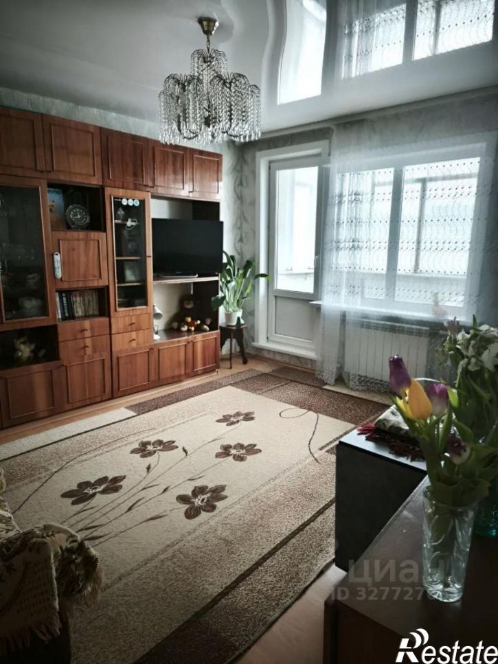 3-комн квартира пр-кт Строителей, 4,  д. 4