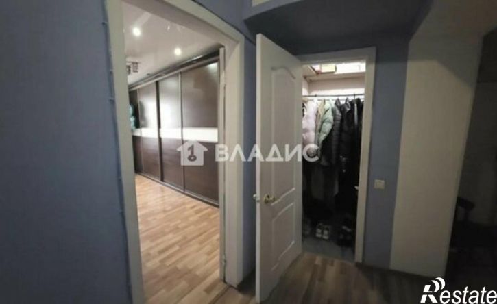 3-комн квартира ул Добролюбова, 6А,  д. 6А
