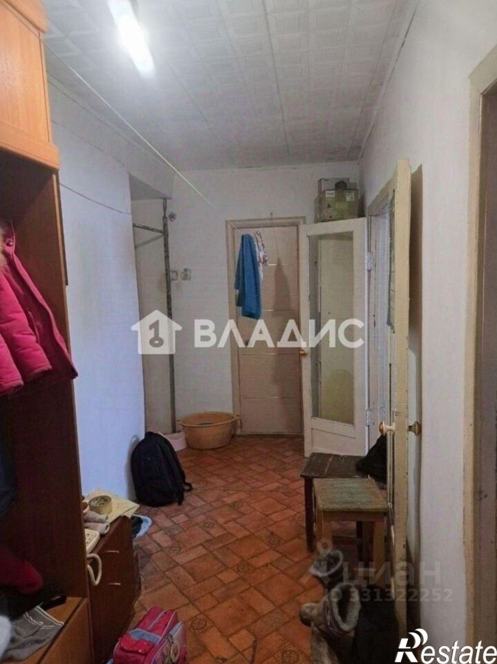 2-комн квартира улица Толстихина, 2,  д. 2