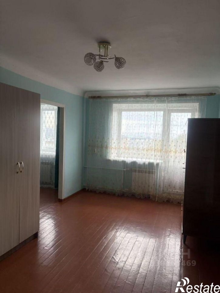 2-комн квартира пр-кт 50-летия Октября, 42,  д. 42