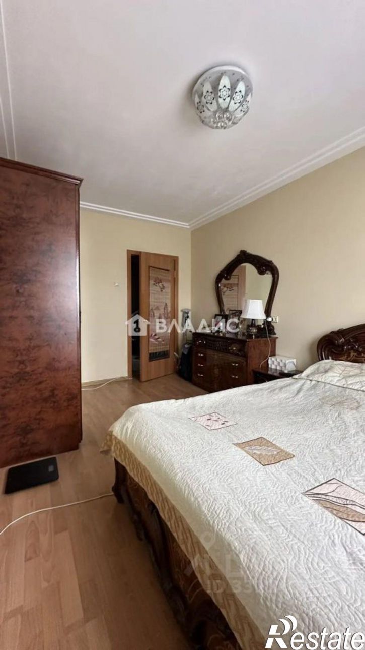 3-комн квартира ул Керамическая, 4А,  д. 4А