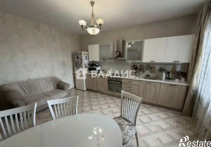3-комн квартира улица Бабушкина, 13А,  д. 13А