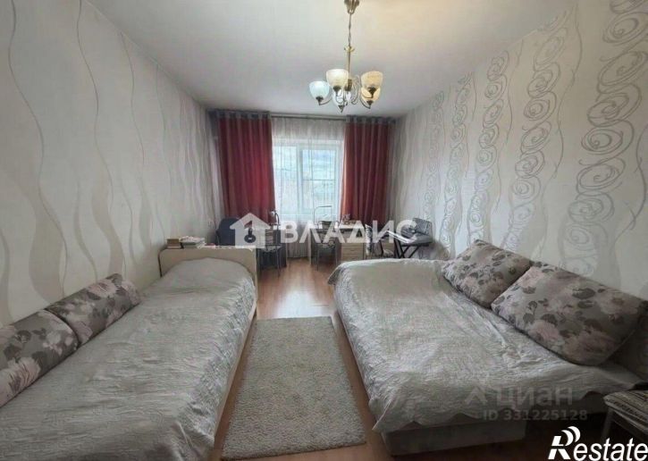 3-комн квартира улица Бабушкина, 13А,  д. 13А