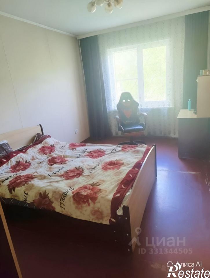 3-комн квартира улица Тулаева, 148,  д. 148