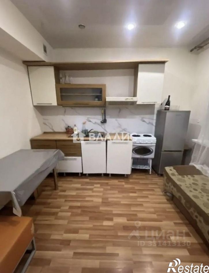 1-комн квартира микрорайон 140А, 6