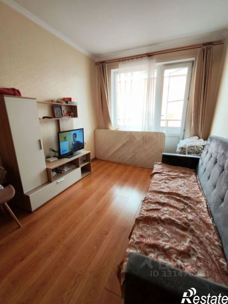 1-комн квартира микрорайон 140А, 15