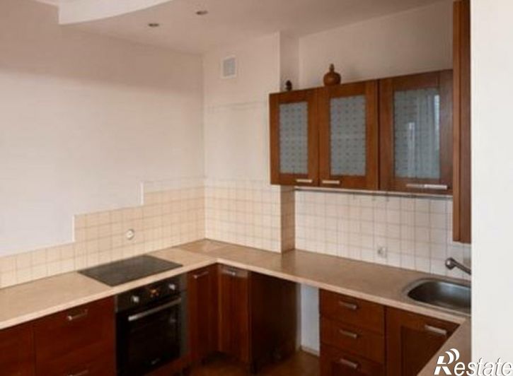 3-комн квартира ул Бабушкина, 180,  д. 180