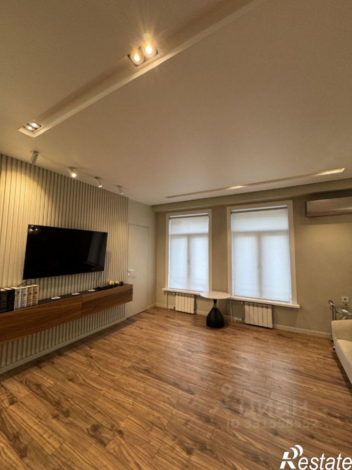2-комн квартира улица Каландаришвили, 31,  д. 31