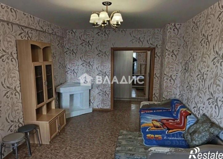 2-комн квартира 142-й микрорайон