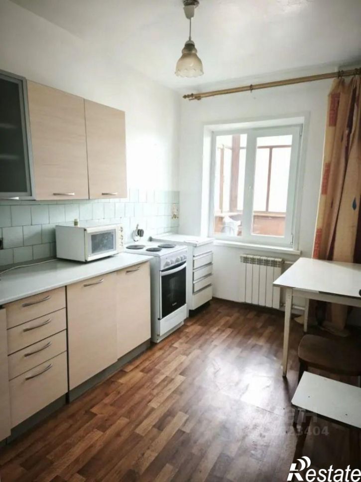 3-комн квартира улица Толстого, 2,  д. 2