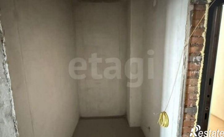 2-комн квартира микрорайон 140Б, 11