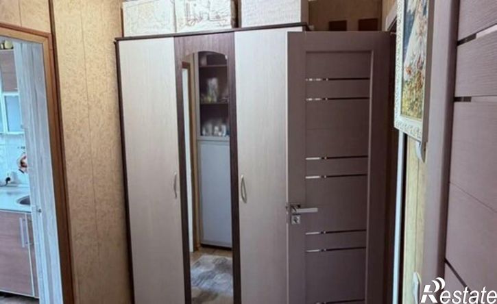 2-комн квартира 111-й микрорайон, 11