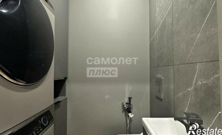 3-комн квартира микрорайон 140Б, 4