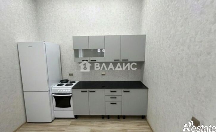 2-комн квартира ул Крылова, 2Д/1,  д. 2Д/1