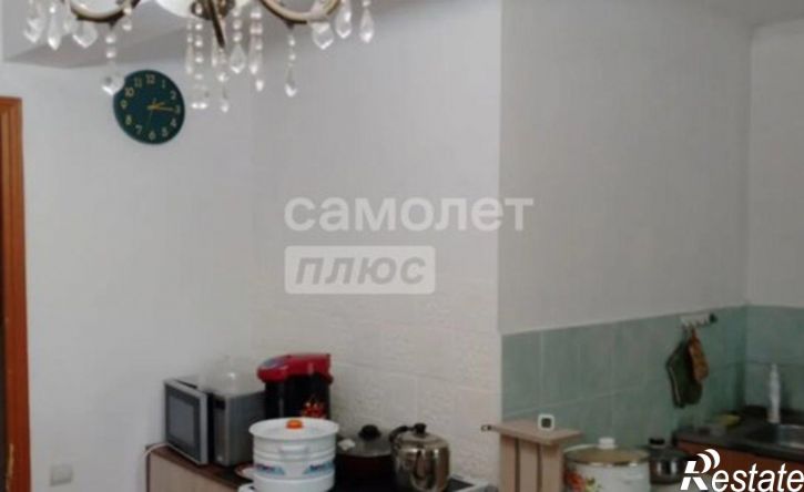 3-комн квартира пр-кт 50-летия Октября, 15,  д. 15