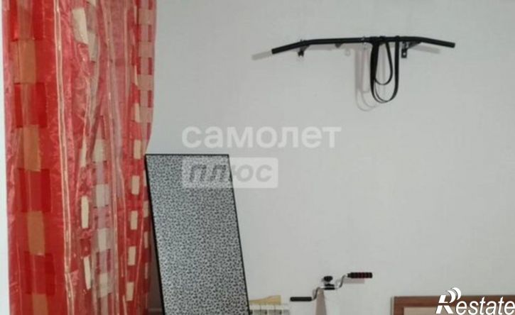 3-комн квартира пр-кт 50-летия Октября, 15,  д. 15