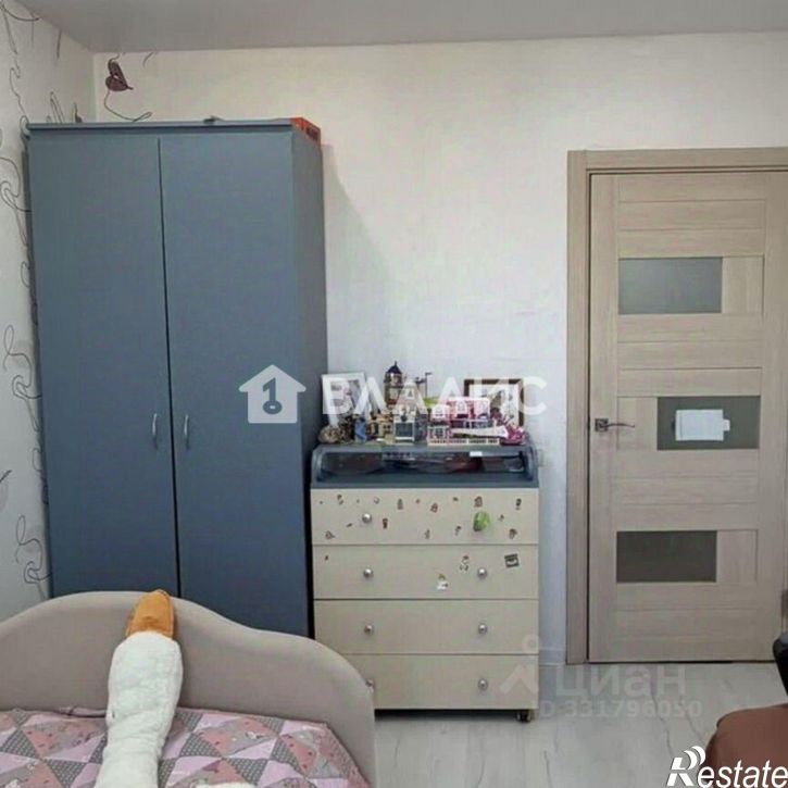 2-комн квартира ул Сенчихина, 2,  д. 2