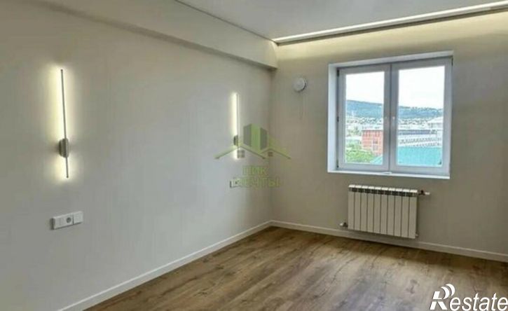 2-комн квартира пр-кт Строителей, 5А,  д. 5А
