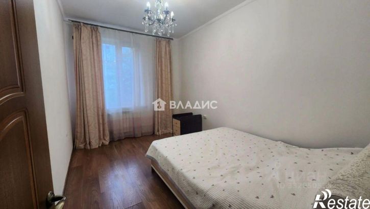 2-комн квартира микрорайон 140А, 16