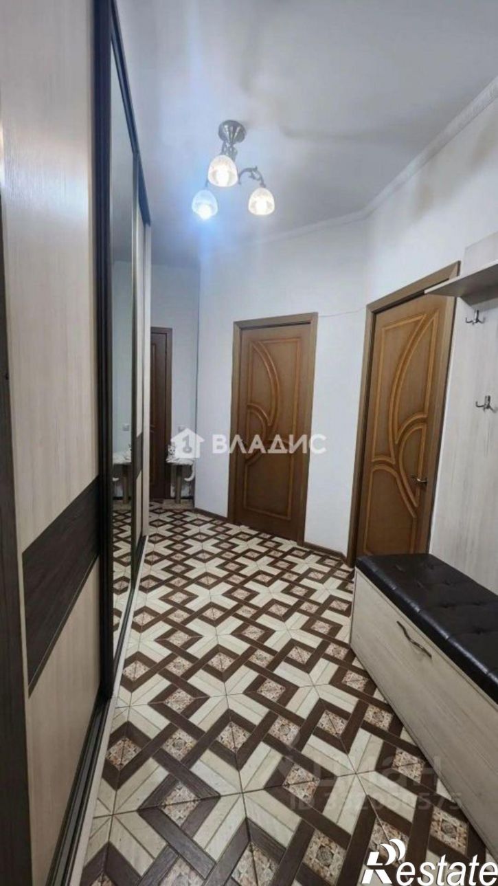 2-комн квартира микрорайон 140А, 16