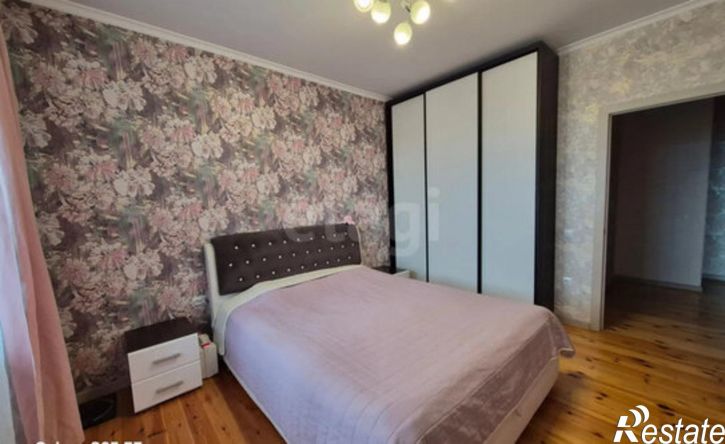 3-комн квартира микрорайон 140А, 25