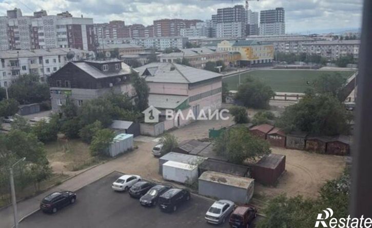 3-комн квартира пр-кт Строителей, 42,  д. 42