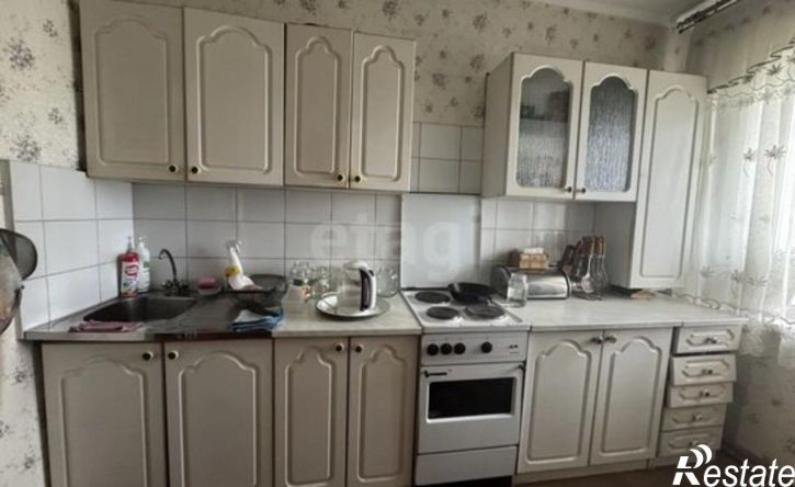 2-комн квартира ул Сенчихина, 1,  д. 1