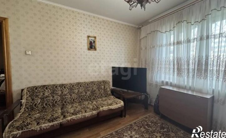 2-комн квартира ул Сенчихина, 1,  д. 1