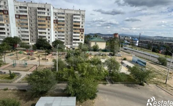 2-комн квартира ул Сенчихина, 1,  д. 1