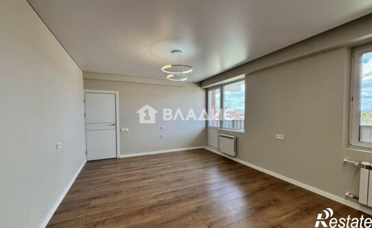 3-комн квартира улица Москалёва, 6