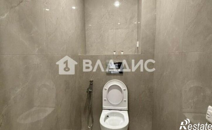 3-комн квартира улица Москалёва, 6