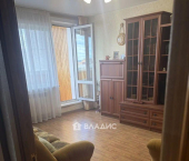 3-комн, 65кв м, этаж 7/9 пр-кт Строителей, 42
