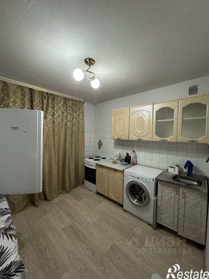 3-комн квартира ул Мокрова, 32,  д. 32