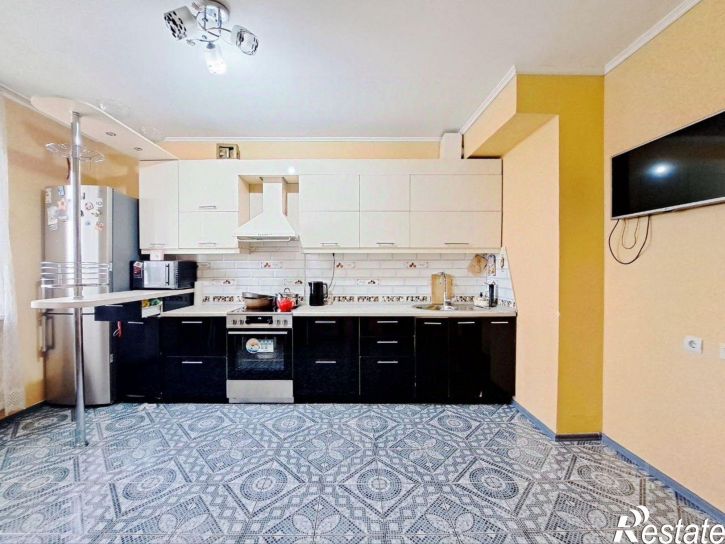 3-комн квартира ул Смолина, 54Б,  д. 54Б