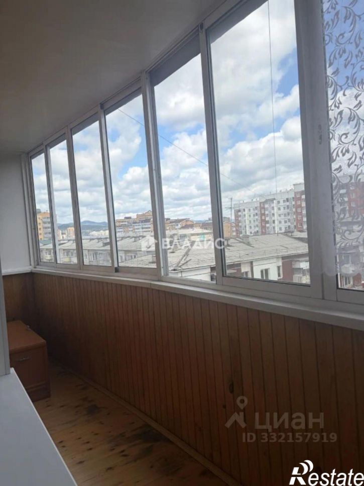 3-комн квартира пр-кт Строителей, 42,  д. 42