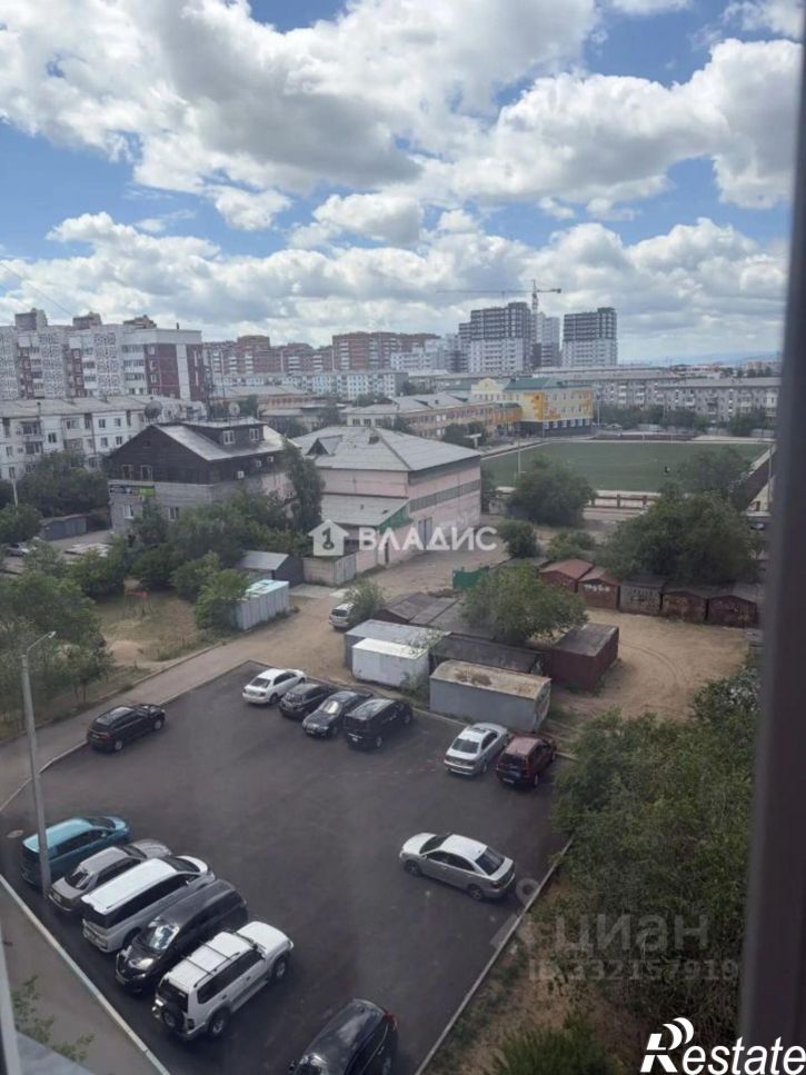 3-комн квартира пр-кт Строителей, 42,  д. 42