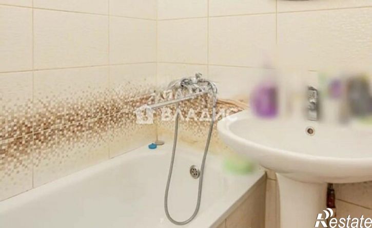 2-комн квартира ул Бограда, 61,  д. 61