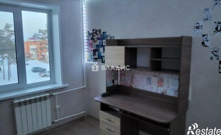 3-комн квартира микрорайон Энергетик, 57