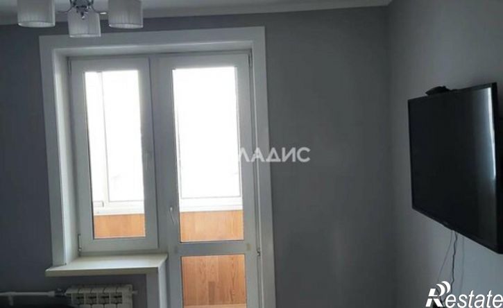 3-комн квартира микрорайон Энергетик, 57