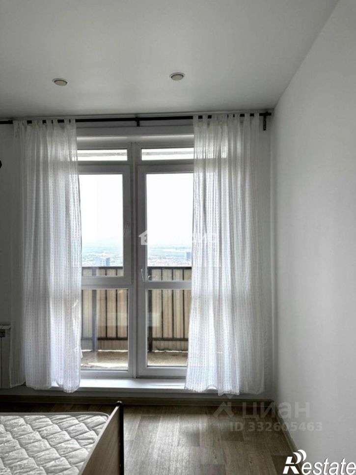 2-комн квартира ул Гагарина, 27 3,  д. 27 3,  к. 3