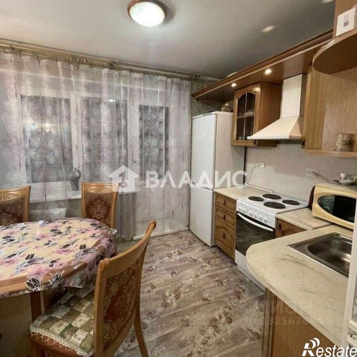 4-комн квартира ул Шумяцкого, 6,  д. 6