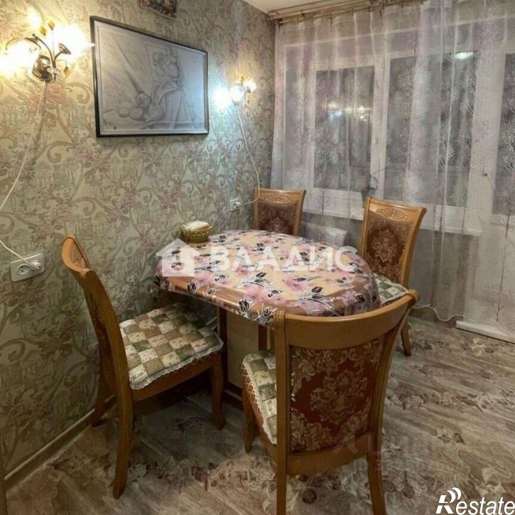 4-комн квартира ул Шумяцкого, 6,  д. 6