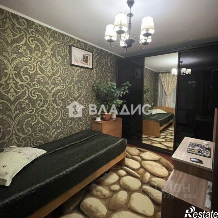 4-комн квартира ул Шумяцкого, 6,  д. 6
