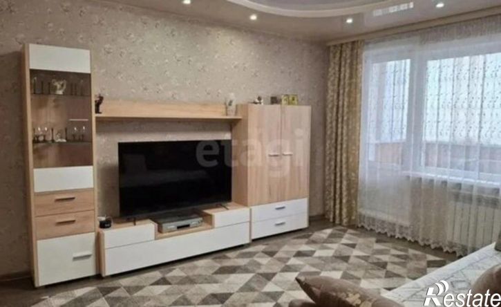 3-комн квартира пр-кт Строителей, 56А,  д. 56А