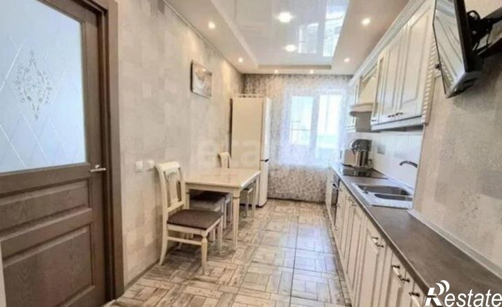 3-комн квартира пр-кт Строителей, 56А,  д. 56А