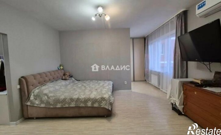 1-комн квартира микрорайон 140А, 5